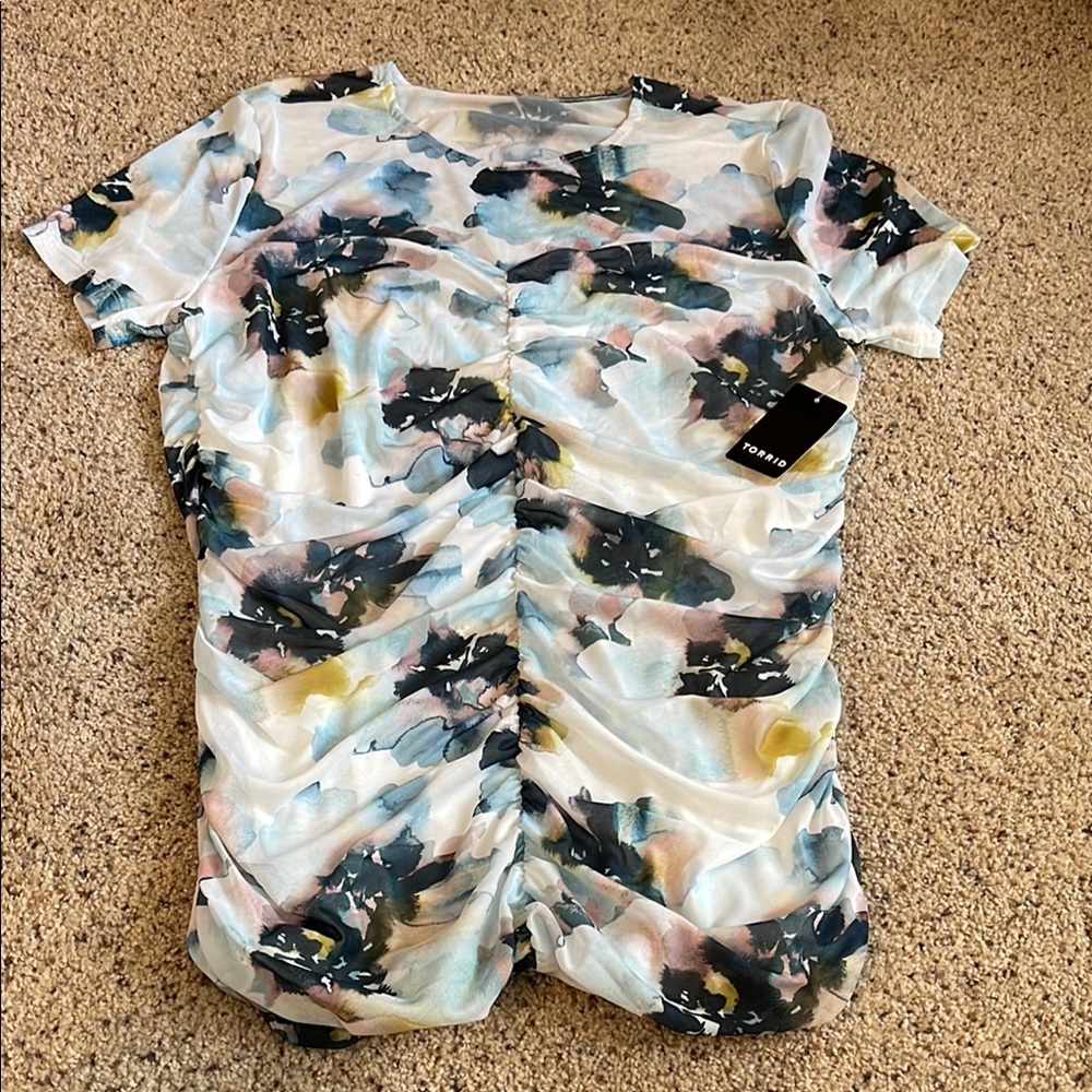 Torrid Black and Blue Ruched Short Sleeve Top 1X